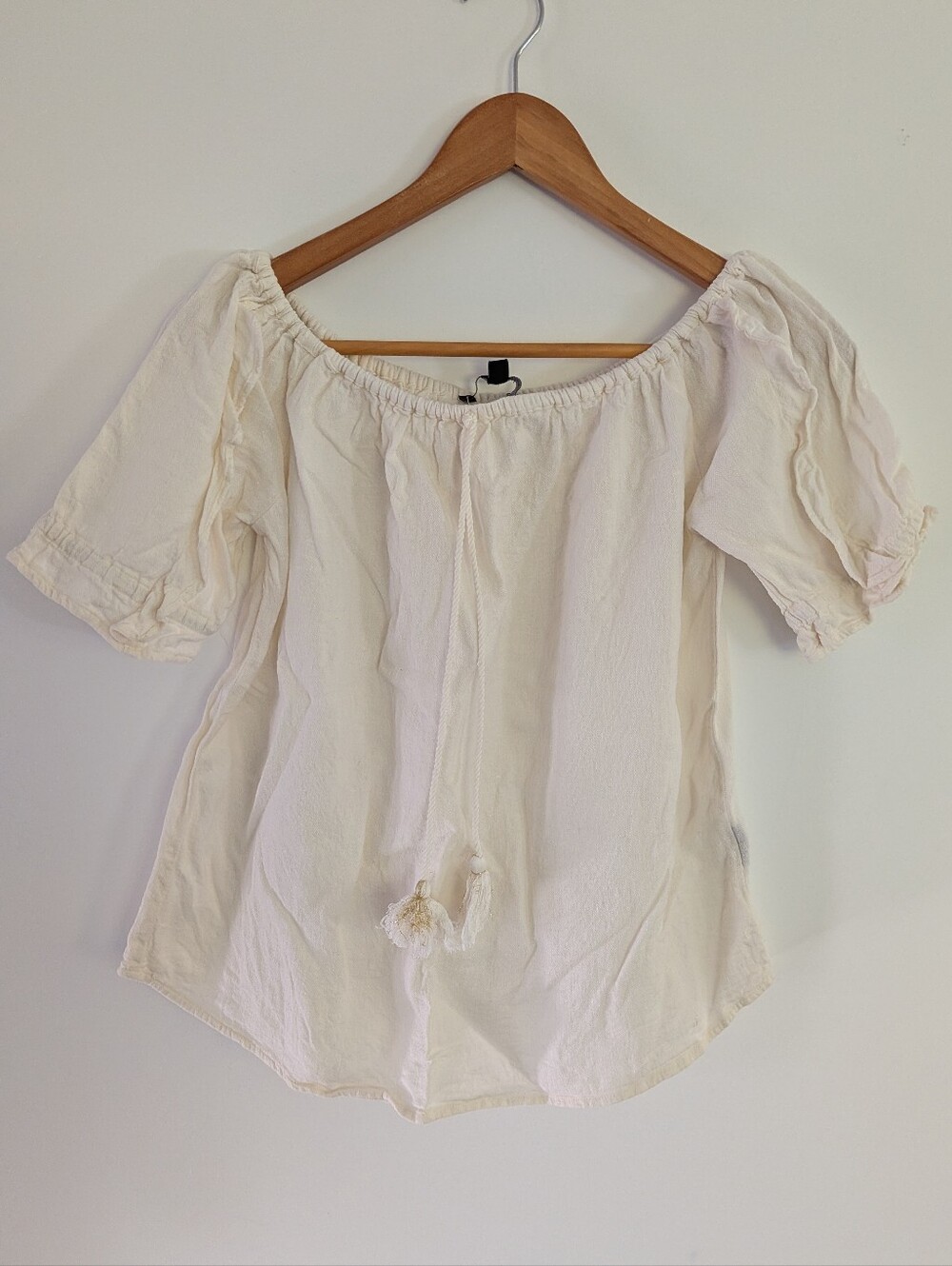 Harvé Bernard Off The Shoulder Blouse Cream Size Medium